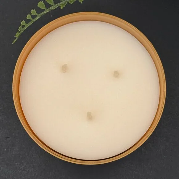 BBW Cardamon & Vetiver White Barn Bath & Body Works 3 Wick Candle - Picture 7 of 10
